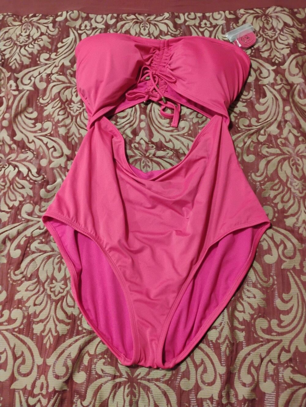 Time and Tru Women's Fuchsia One Piece Swimsuit 3X (24W-26W) Beach Barbie Core